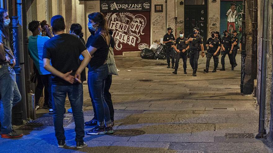 Seis botellones la noche del sábado, “todos de baja intensidad y dispersados de inmediato”