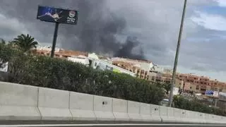 Una quema causa alarma por una columna de humo visible desde Telde y Las Palmas de Gran Canaria