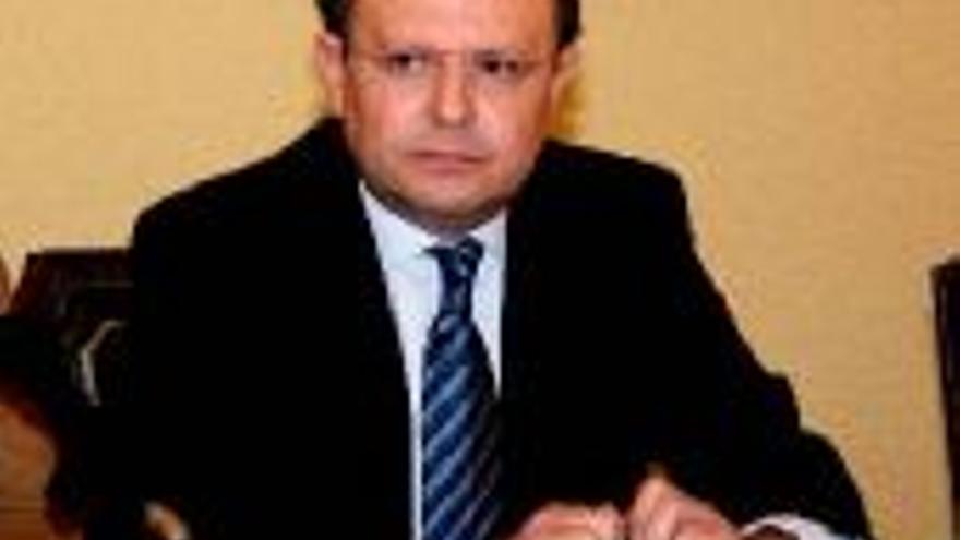 Sánchez Rojas renueva como presidente de Caja Badajoz