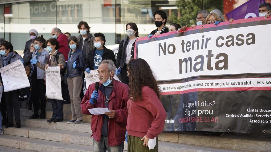 Càritas denuncia que les persones sense llar es troben en una situació «Sense sortida»