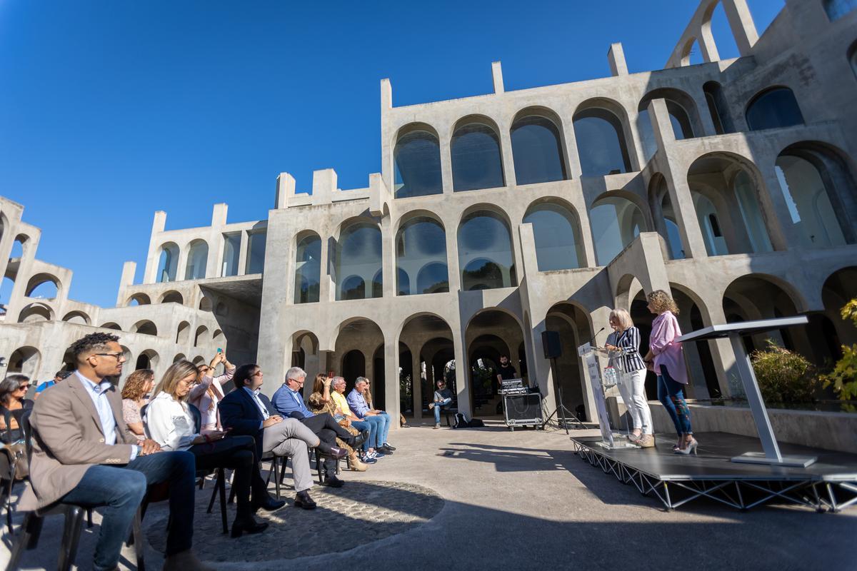 Visita al Espai Corberó, recién comprado por el ayuntamiento de Esplugues