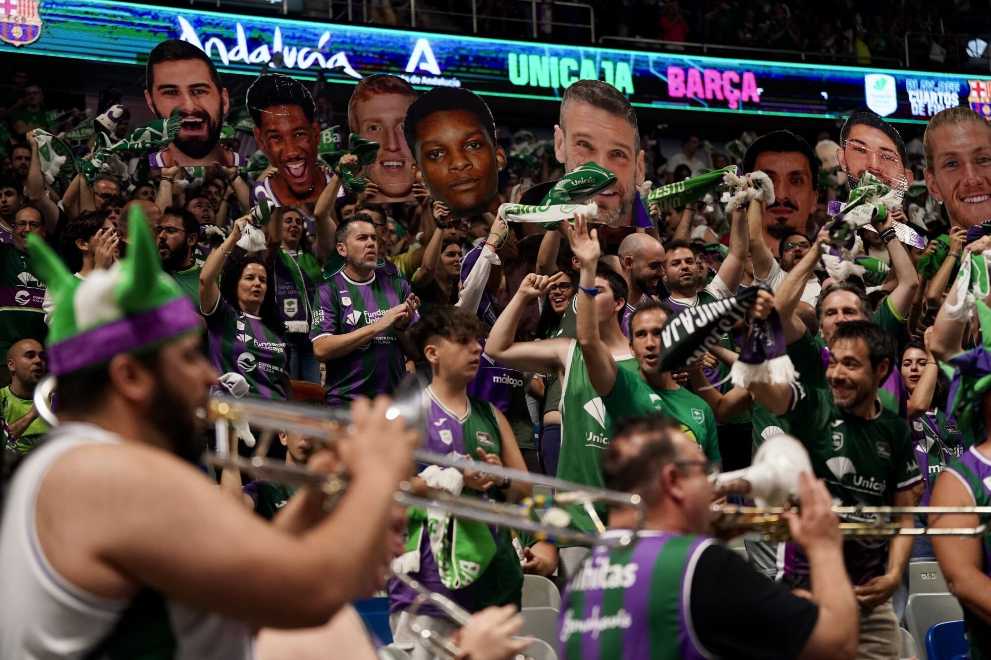Cuartos de final de la Liga Endesa entre el Unicaja y el Barça
