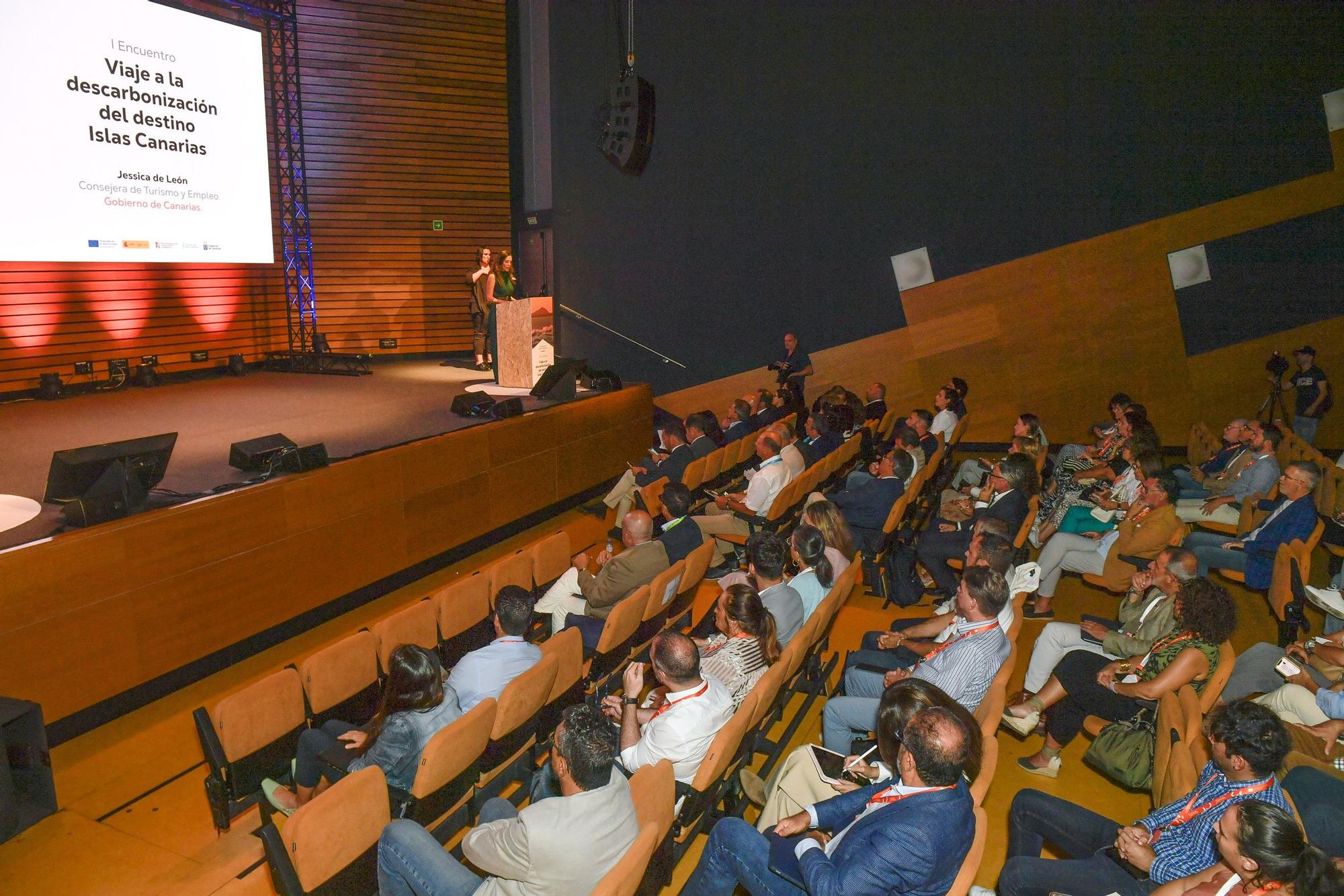 Primer encuentro 'Viaje a la descarbonización del destino Islas Canarias'