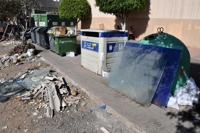 10/07/2019 CASAS NUEVAS. TELDE. Basura en el barrio de Casas Nuevas.   Fotógrafa: YAIZA SOCORRO.  | 10/07/2019 | Fotógrafo: Yaiza Socorro