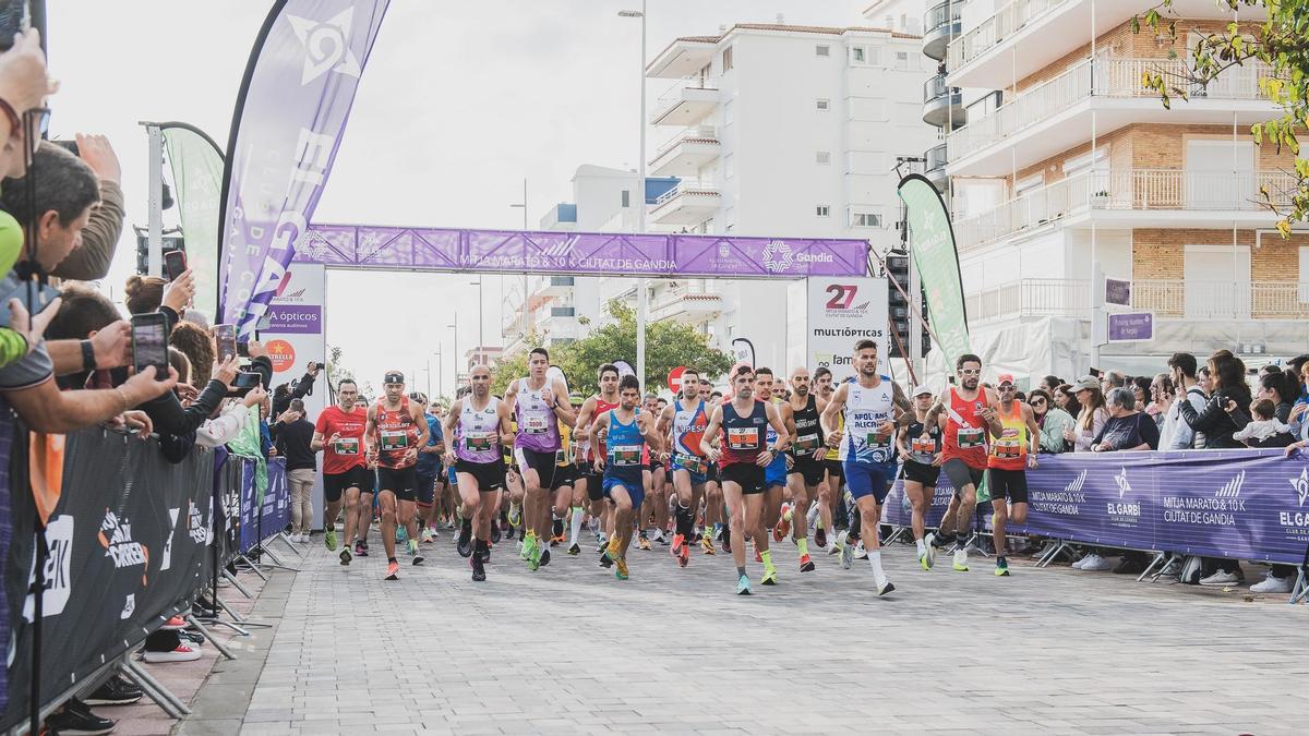 La salida de la 10K Ciutat de Gandia del año pasado.
