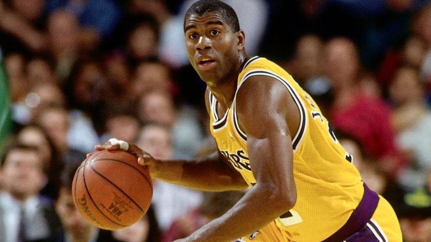 Magic Johnson dejó las canchas hace 25 años pero sigue siendo un referente.