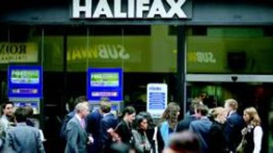 La salvación in extremis de Halifax y AIG añade desconfianza a las bolsas