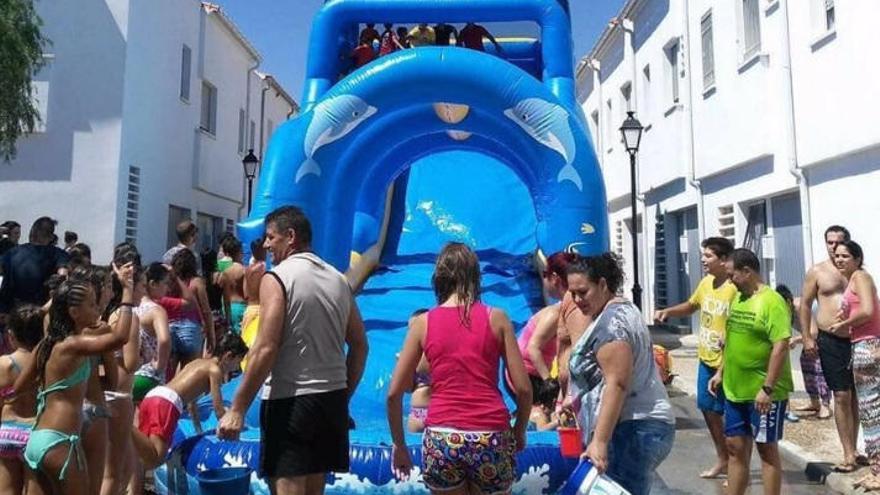 Fiesta del agua en Cartaojal en 2016.