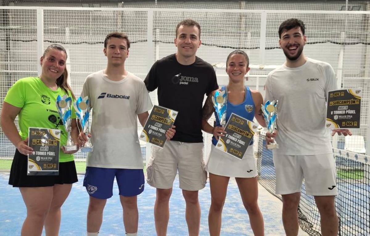 Guillermo Lostal y Ana Valero; y Acher Bernal y Violeta Bueno, campeones y subcampeones mixtos.