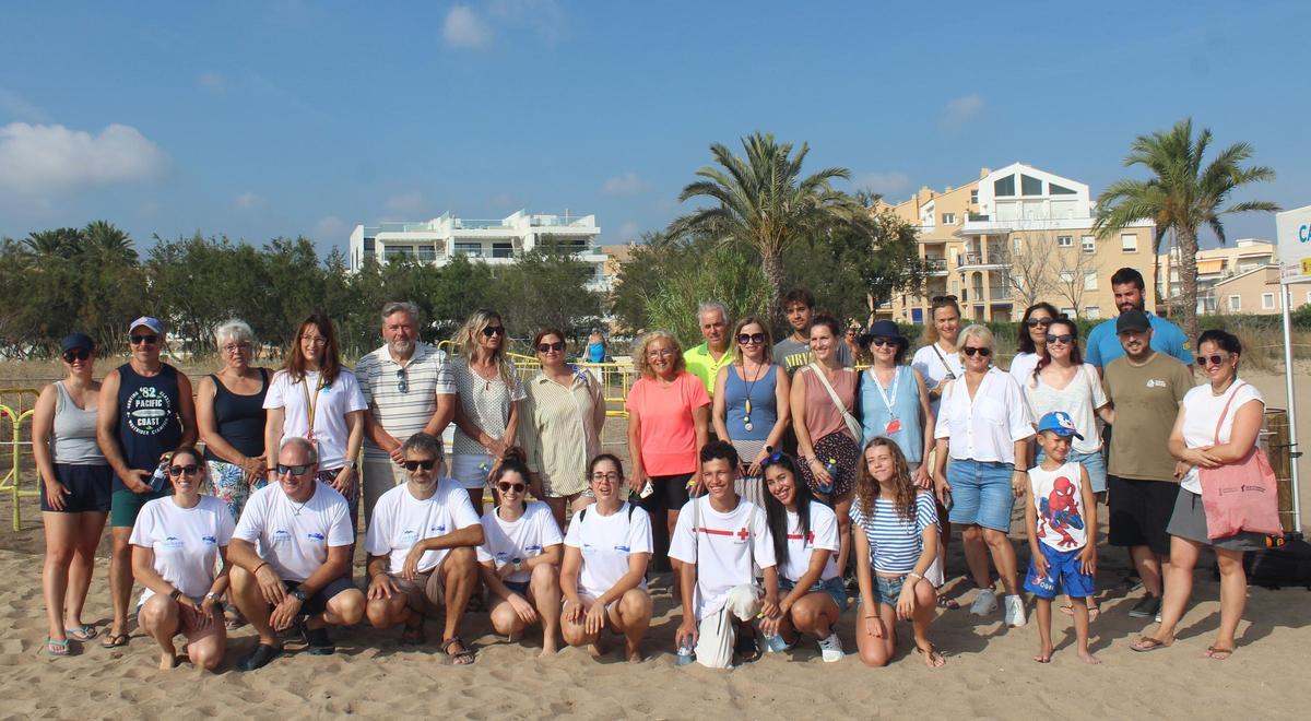 Responsables y voluntarios del "Campamento Tortuga"