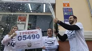 El ganador del mayor premio de la historia de la lotería obligado a gastar 20.000 euros semanales
