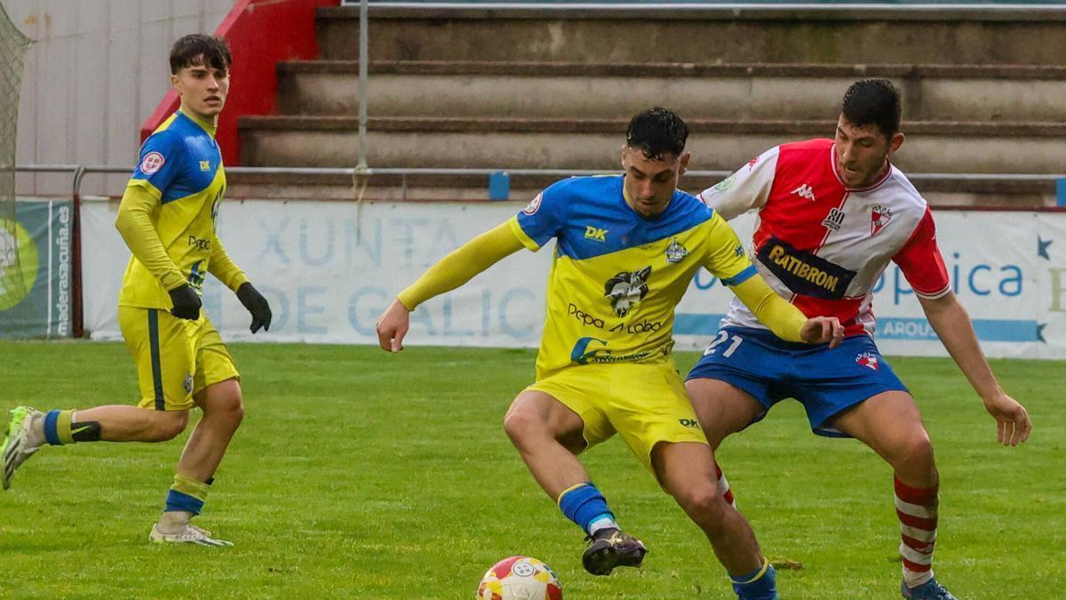 El Arosa jugará su segundo derbi consecutivo.