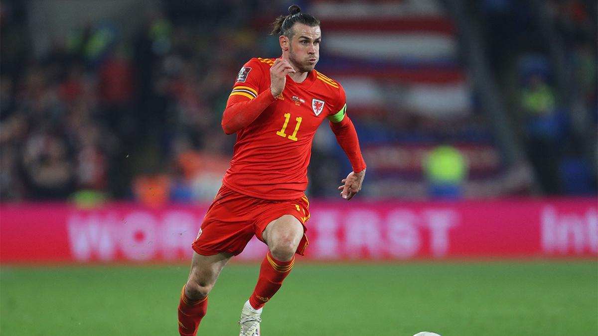 Bale demuestra una vez más que no quiere jugar en el Madrid: exhibición y doblete de golazos con Gales
