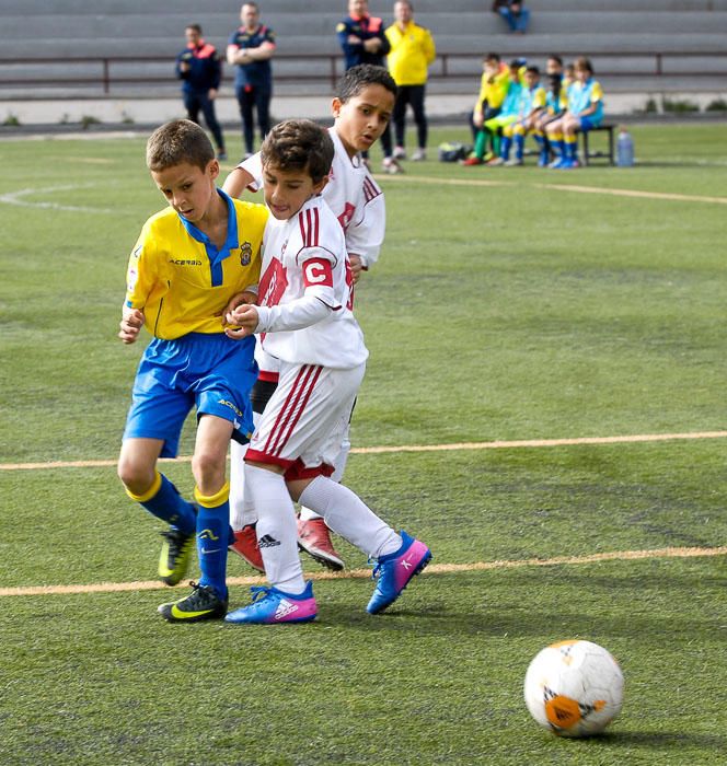 DEPORTE BASE. HURACAN-LAS PALMAS (BENJAMINES)