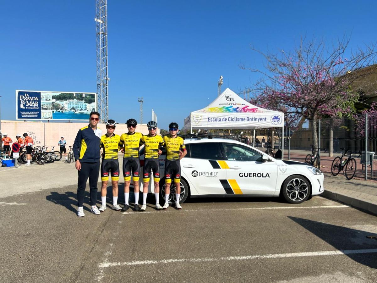 El equipo junior del CO Ontinyent, en Dénia.