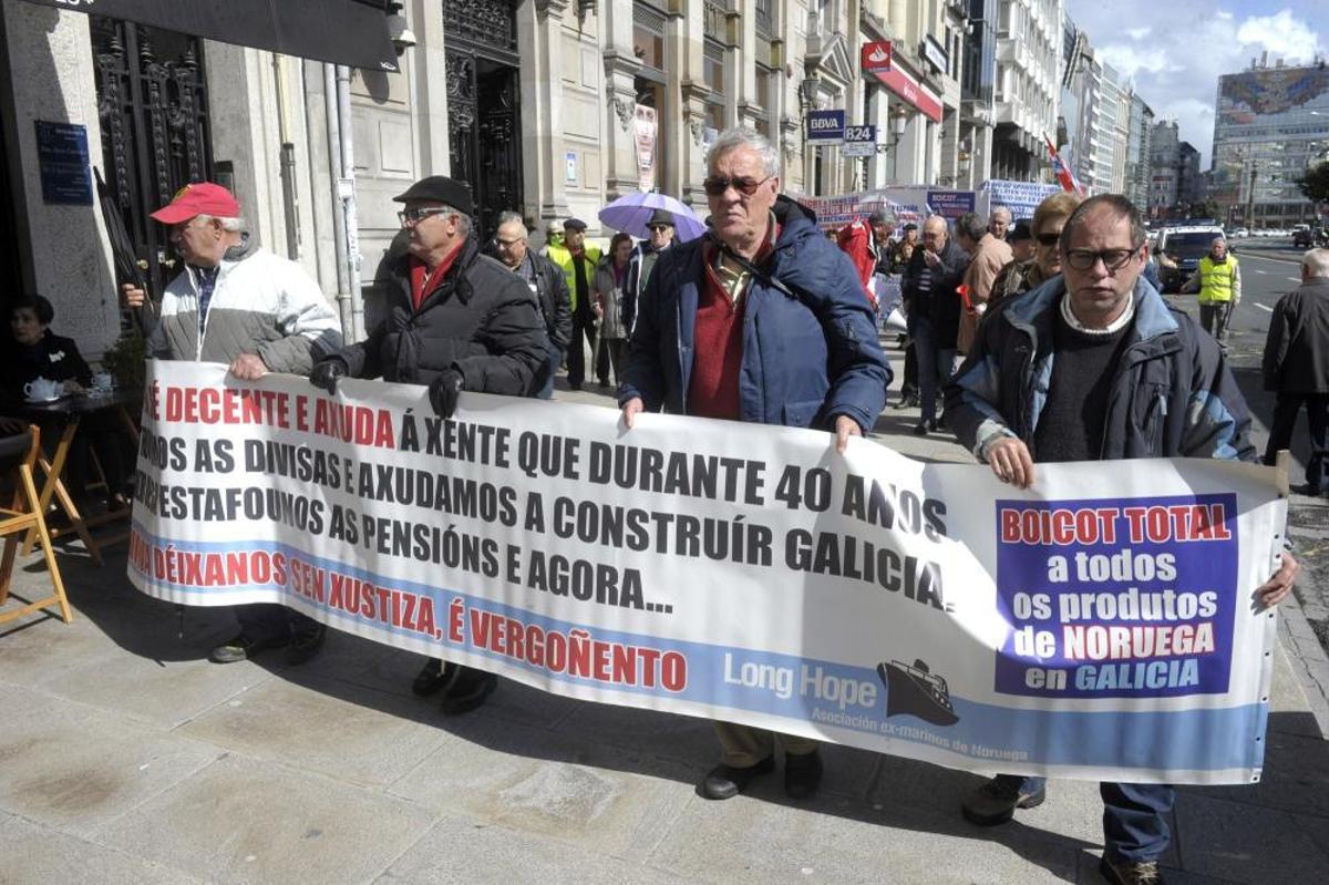 Concentración de jubilados de la mercante noruega
