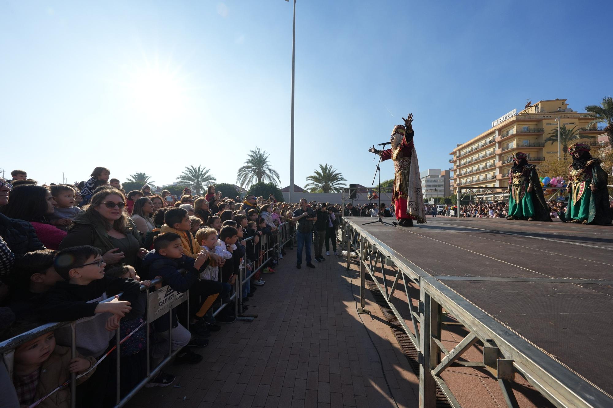 Las mejores imágenes de la llegada de los Reyes Magos a Castellón