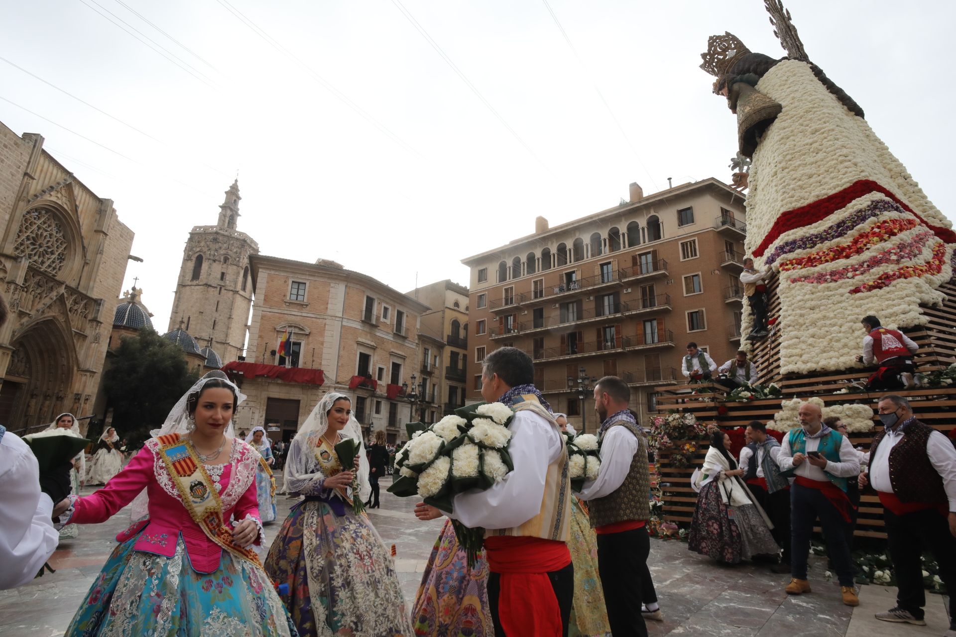 Búscate en el segundo día de Ofrenda por la calle Quart (de 15.30 a 17.00 horas)