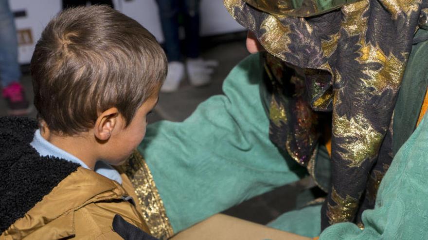 El acto de entrega de regalos