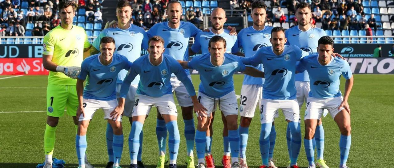 Once de la UD Ibiza que se midió de inicio el pasado sábado en Can Misses al Sporting de Gijón (0-2), la última alineación propuesta por el destituido Juan Carlos Carcedo.