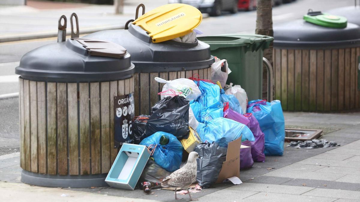 El Concello A Coruña reorganiza su servicio de limpieza urbana con nuevos sectores y brigadas a partir de noviembre
