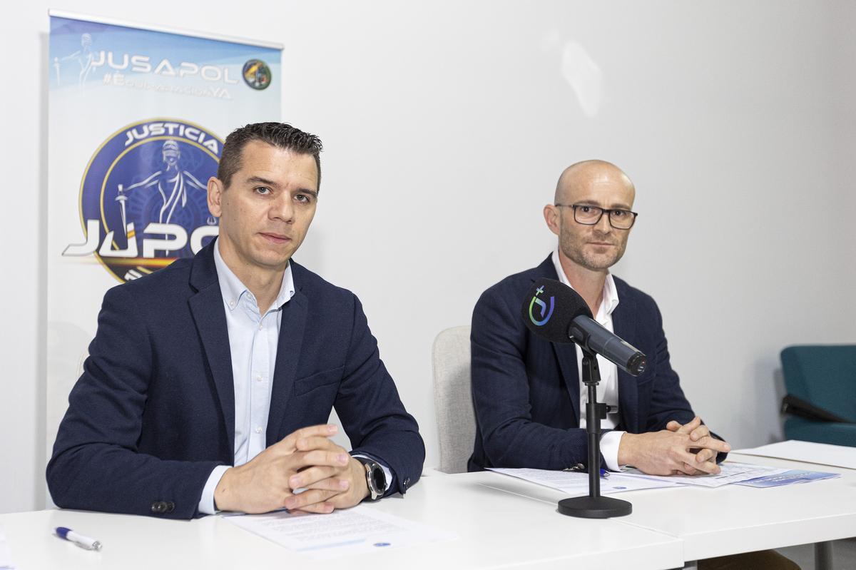 Aarón Rivero y David García en la comparecencia de Jupol en Alicante.