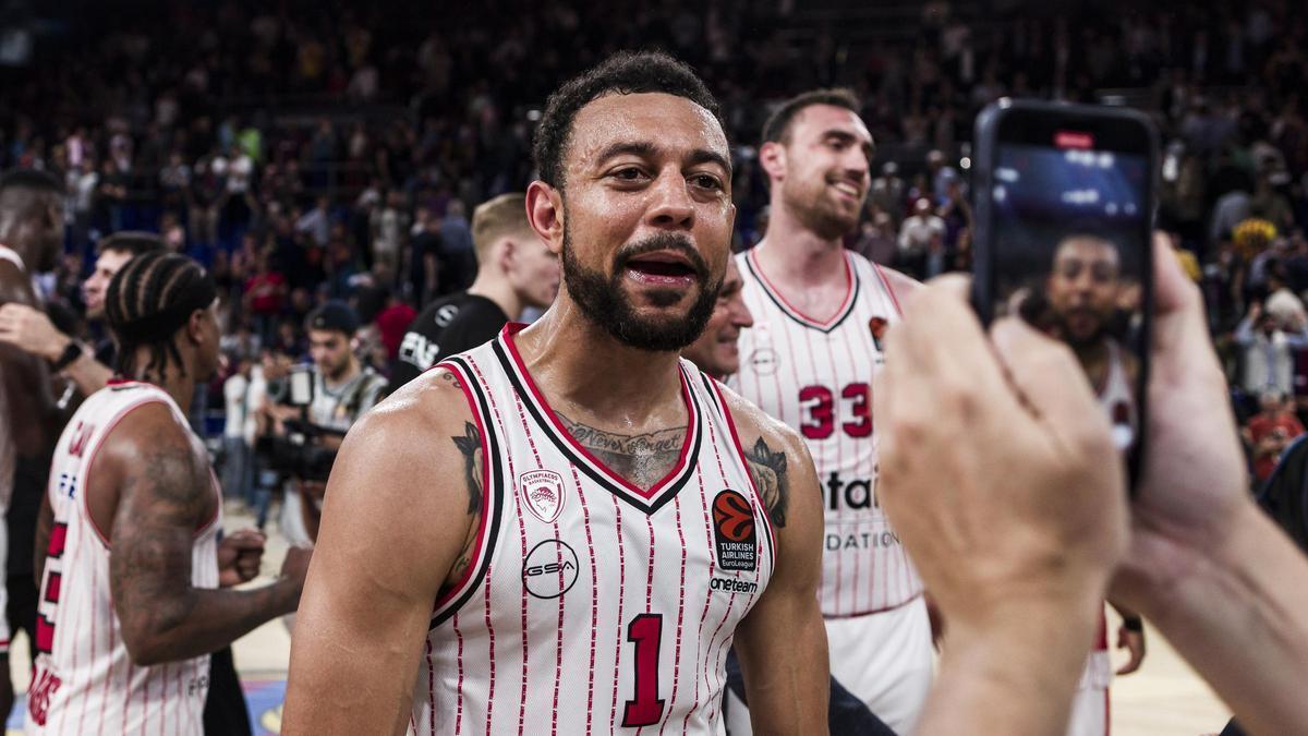 Nigel Williams-Goss celebra la victoria de Olympiakos ante el FC Barcelona en el partido decisivo de los 'playoffs' de la Euroliga.