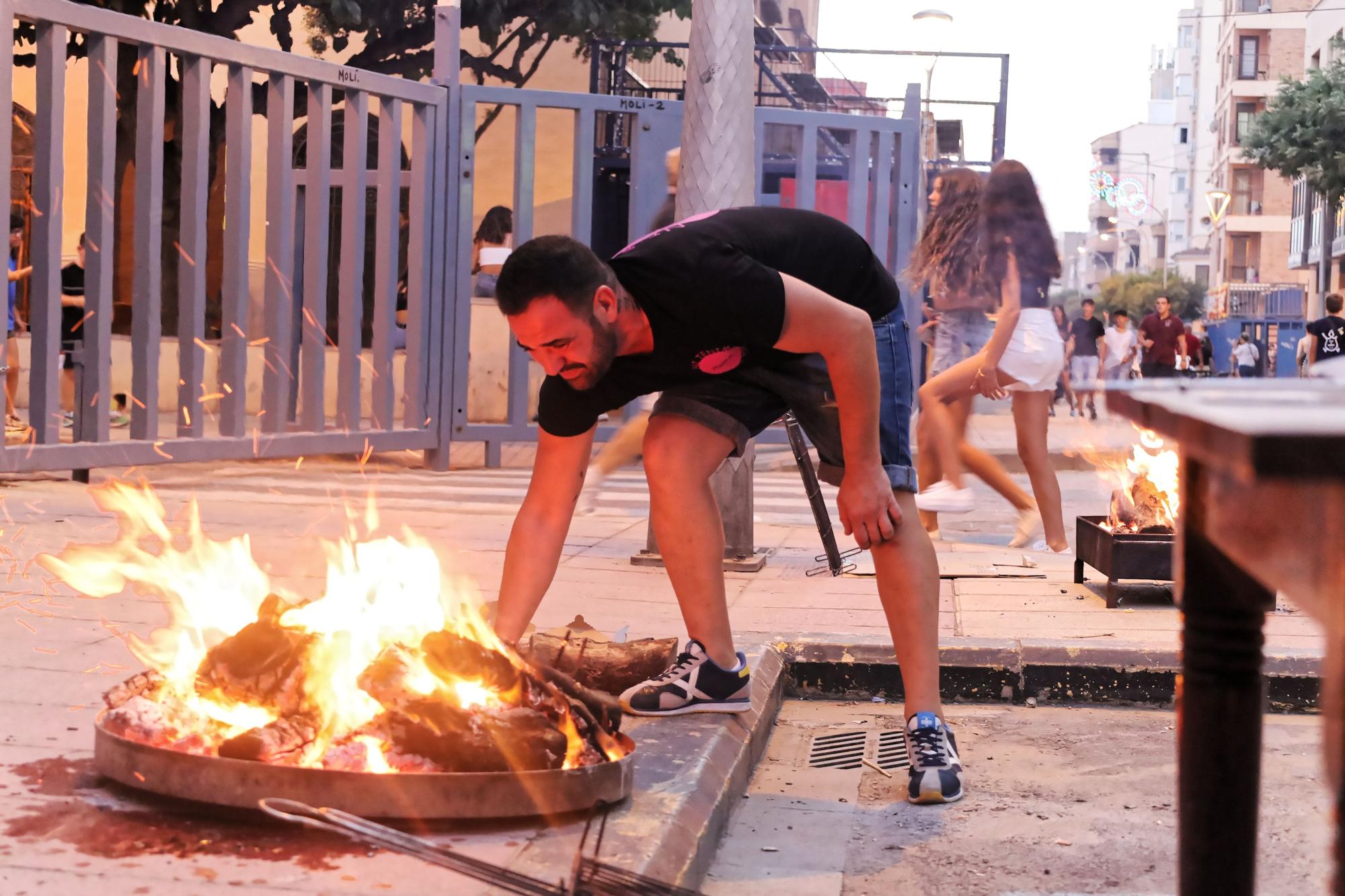 Búscate en la galería de fotos de la Nit de la Xulla de Vila-real