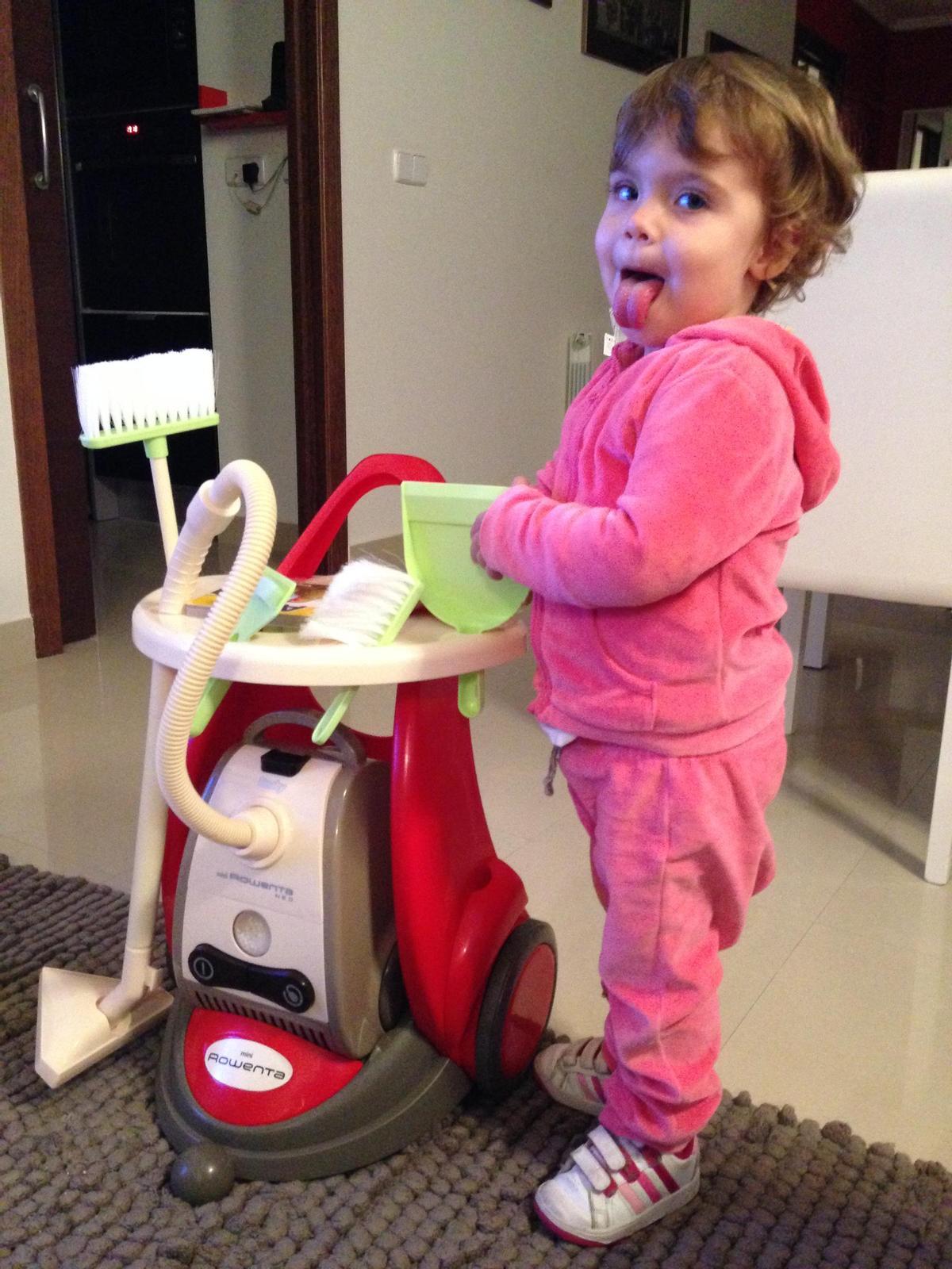 Así ha crecido Marina. Desde bebé a candidata a fallera mayor