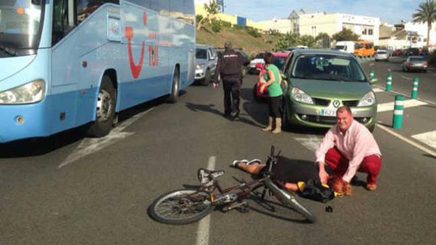 Ciclista herida en San Fernando