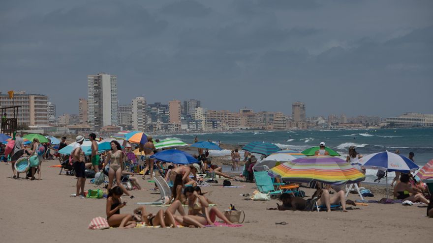 Medio millón de murcianos no veranearán este año