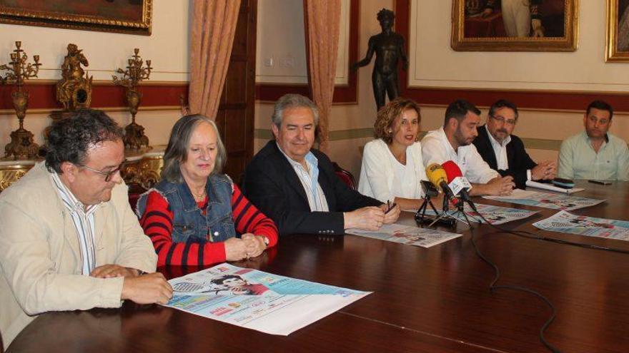 Pádel en Matagrande para ayudar a niños con cáncer de Antequera