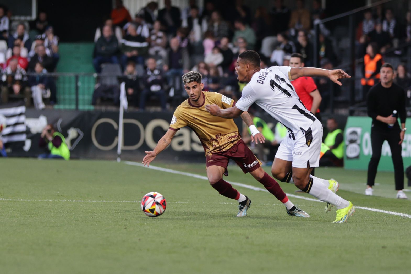 Castellón-Córdoba CF: las imágenes del partido en Castalia