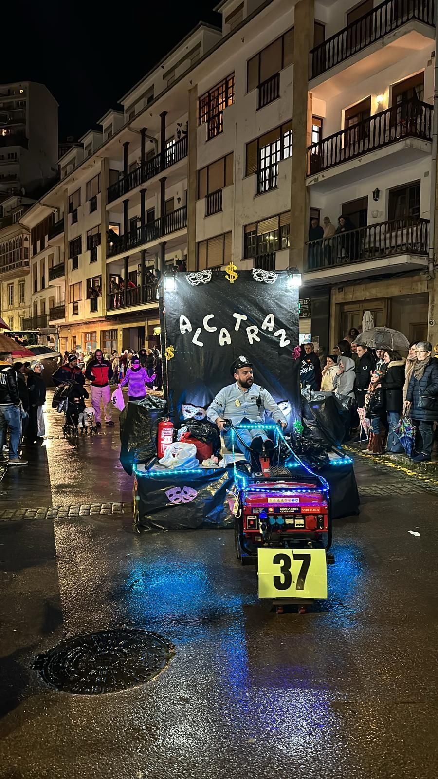 En imágenes: Así fue el multitudinario desfile de Carnaval en Luarca