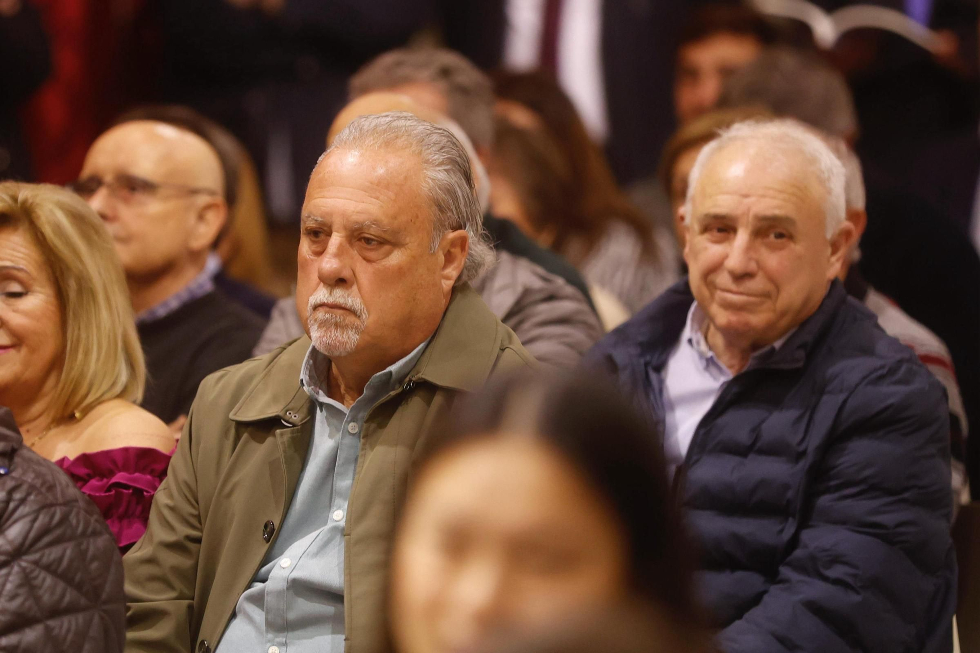 Presentación de 'De sangre azul... y grana', el libro de Paco Fenollosa