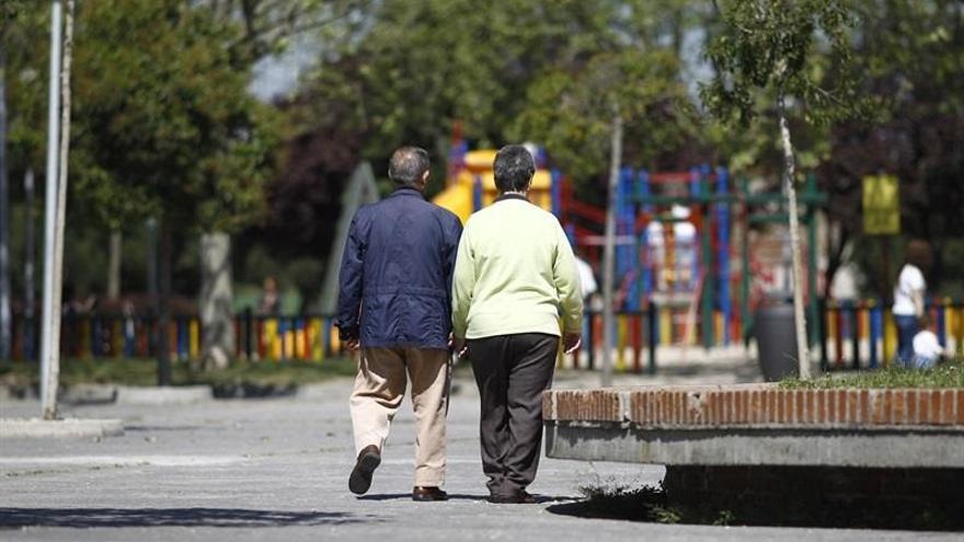 La brecha digital, las prestaciones o los cuidados por dependencia, las preocupaciones de los mayores