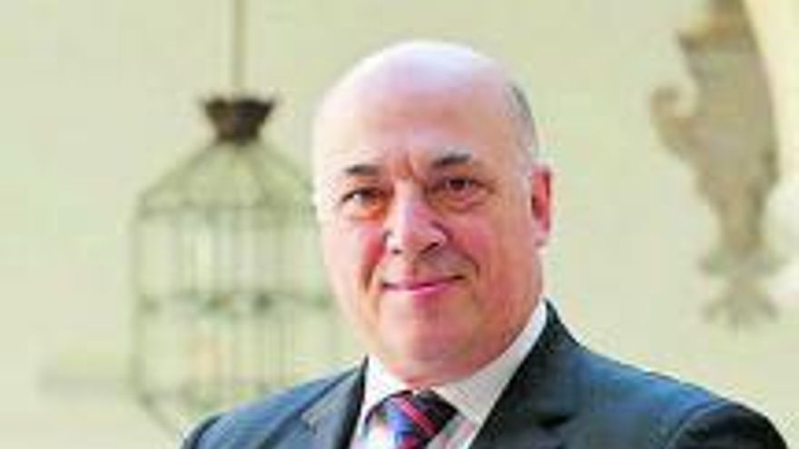 Antonio Ruiz, presidente de la Diputación.