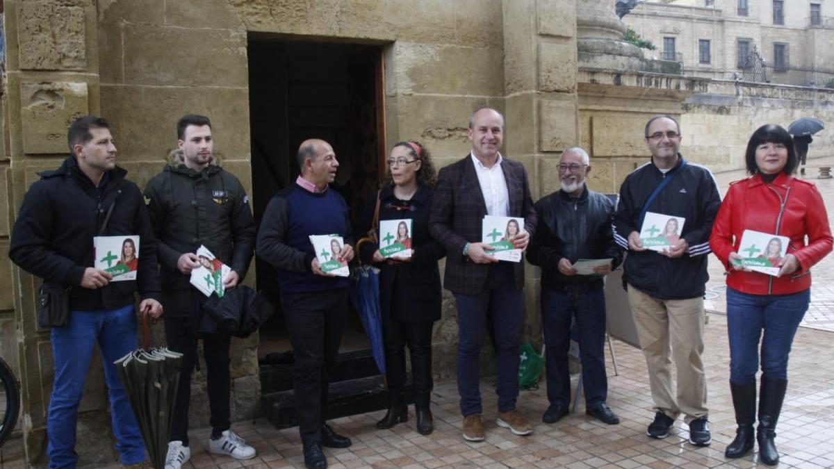 El PSOE promete ayudas a los hosteleros que abran todo el año