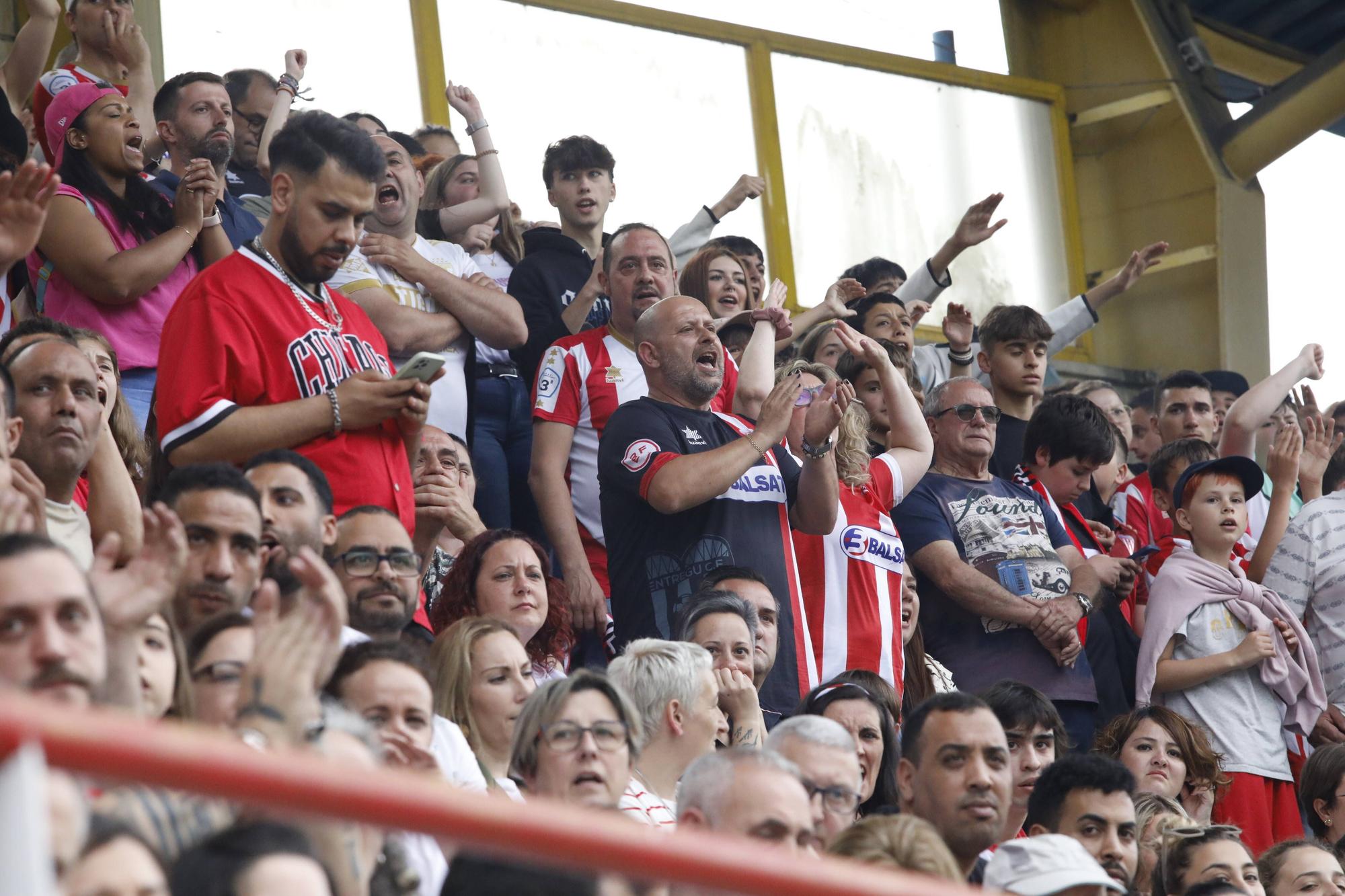 L'Entregu se queda con la miel en los labios: el conjunto del Nuevo Nalón cae por 2-0 ante La Unión y se queda sin ascenso