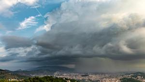 Empieza el otoño, primer día de lluvia en Barcelona