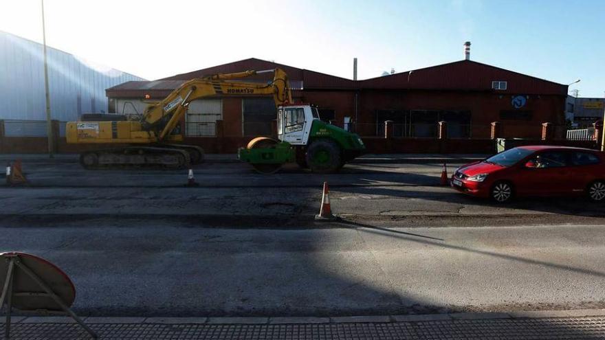 Estado de las obras en la Travesía de la Industria, esta semana.