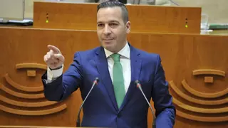 Vox Extremadura registra una propuesta de ley para eliminar las subvenciones a sindicatos y patronal