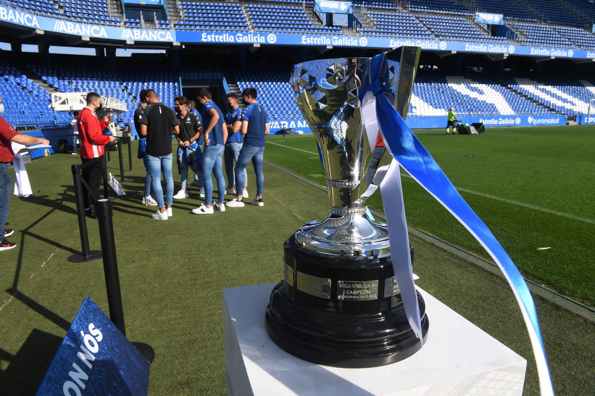 Encuentro entre aficionados y los juveniles campeones de España