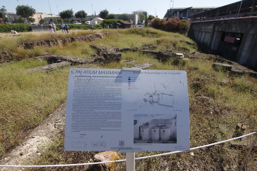 Urbanismo y Sadeco inician la limpieza del yacimiento de Cercadilla