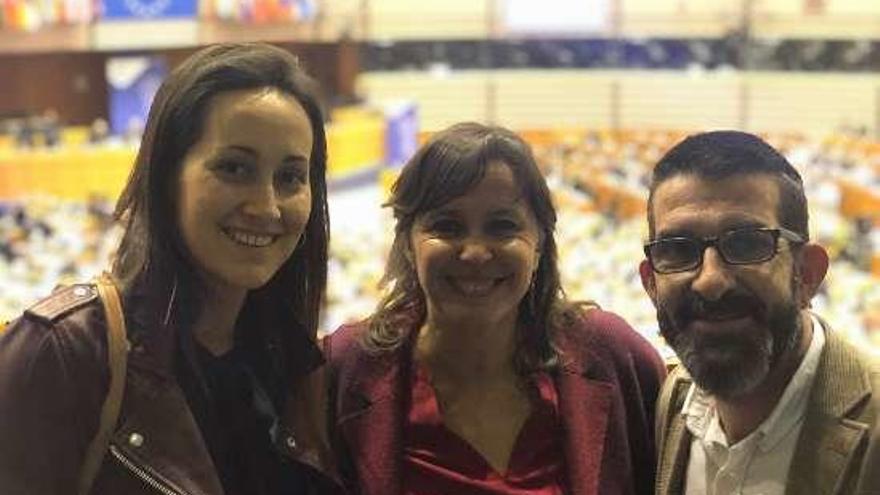 Fernández, Miranda y Vilariño, en la sede europea de Bruselas.