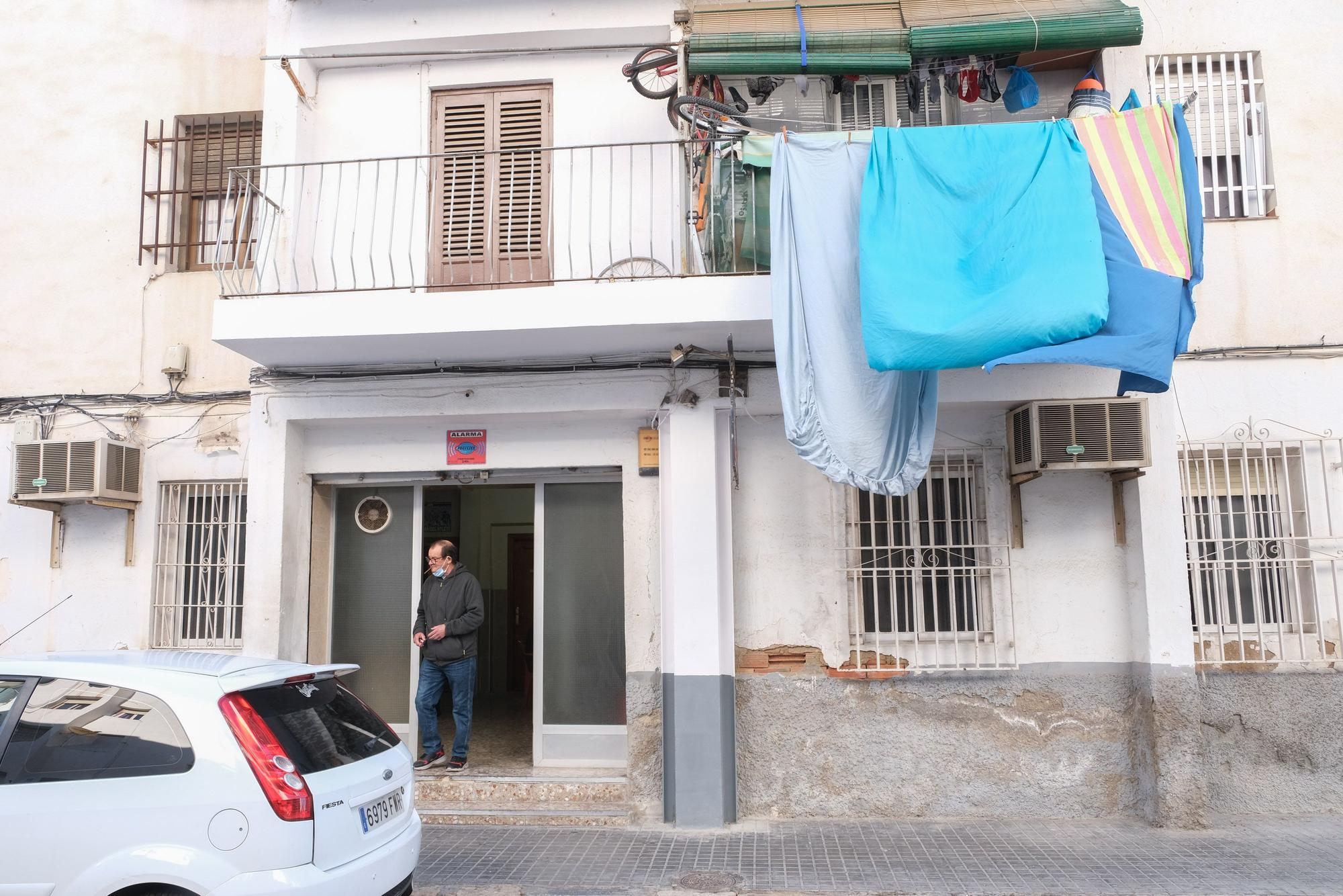 Lo que Pedro Sánchez no vio en el barrio de San Antón de Elche