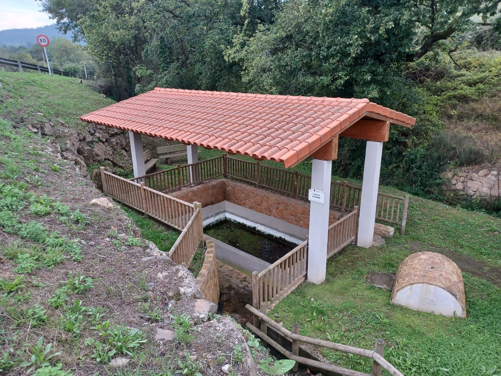 La ruta de los palacios de Llanera tiene un castillo: así es el tramo de San Cucao a Guyame que pasa por la Torre de los Valdés