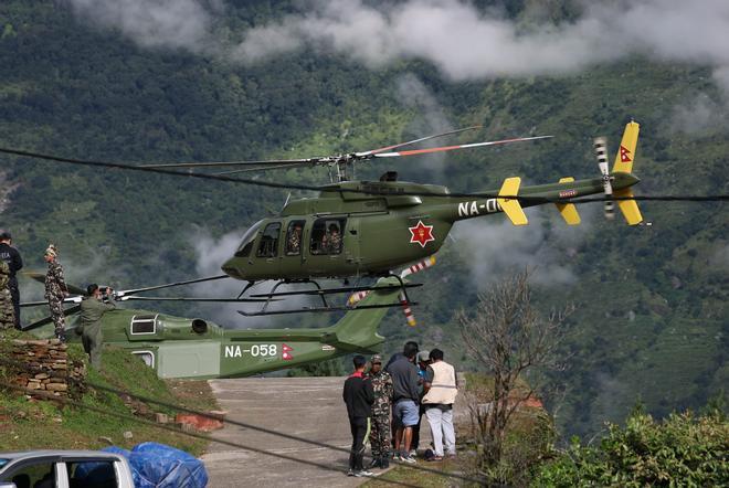 Dos españoles siguen desaparecidos tras la riada en Nepal