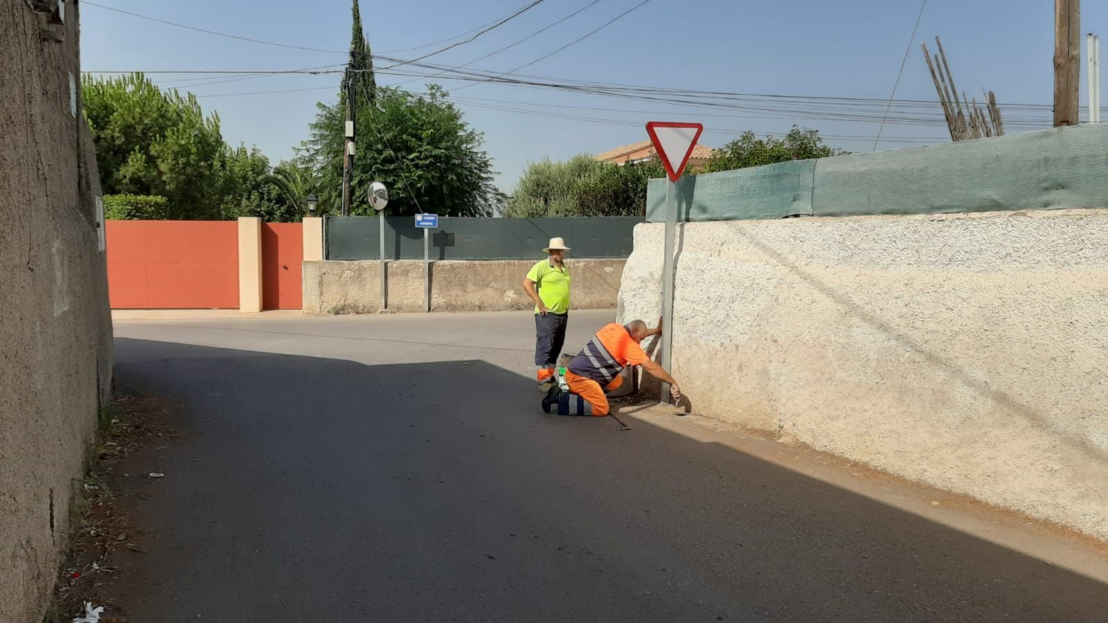 Galería: El GPS tiende una trampa a los camioneros en un municipio de Castellón