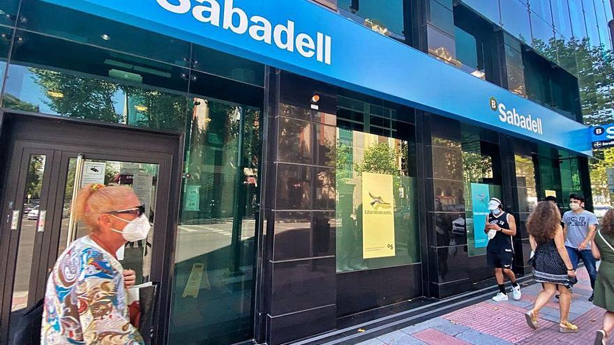 Una oficina del Banc Sabadell a Madrid